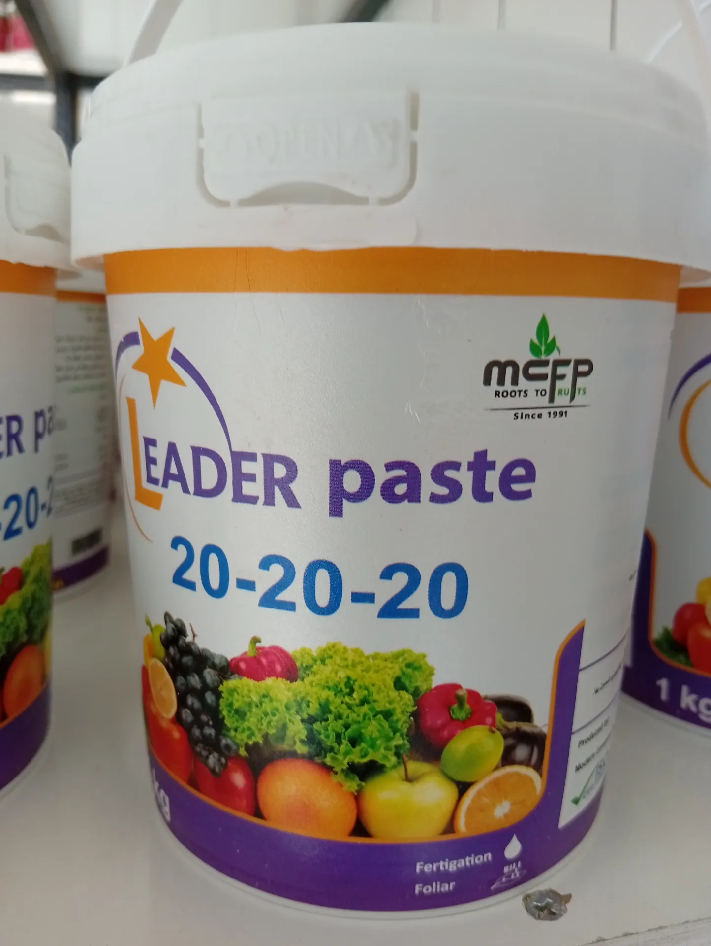 Leader 20-20-20 Paste 1KG